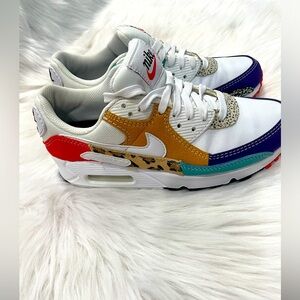 AUTHENTIC NIKE AIR MAX 90